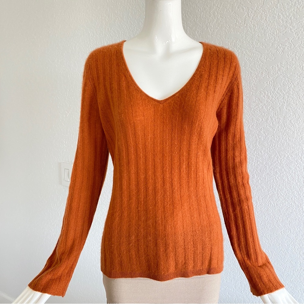 Naadam cinnamon v beck cashmere sweater